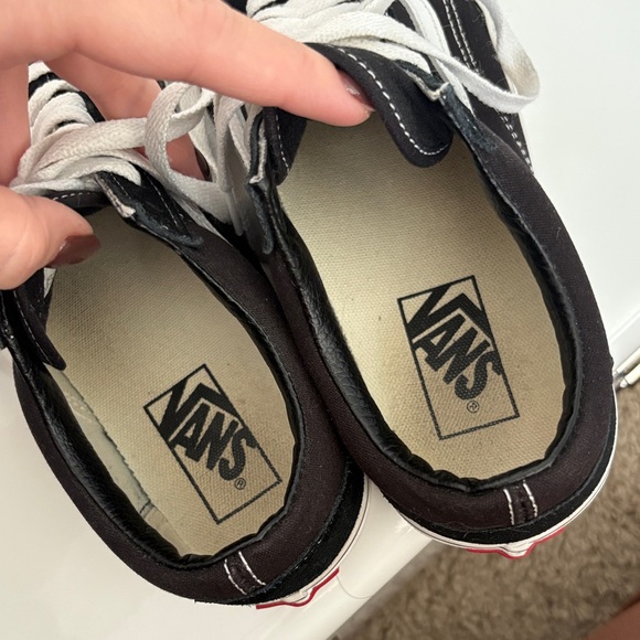 Vans Old Skool Sneakers - Picture 5 of 6